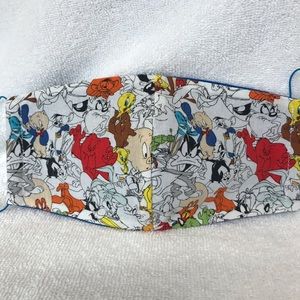 Adult Looney Tunes Face Mask